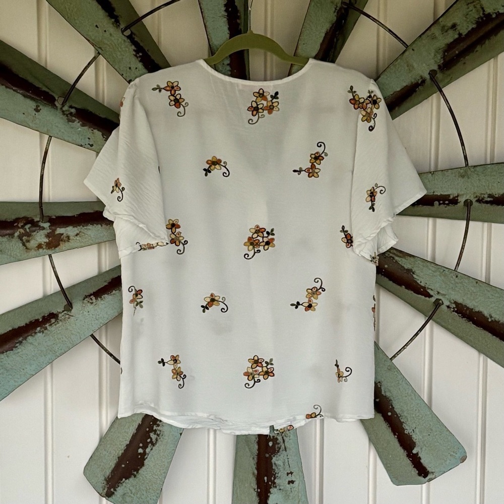 Ana & Rose Women's Embroidered Top Size XL Short Sleeve White Floral Blouse - Picture 5 of 7